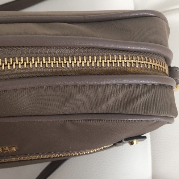 SOLD!!! Michael Kors Polly Large East West Nylon Crossbody Bag NWT - Picture 9 of 11